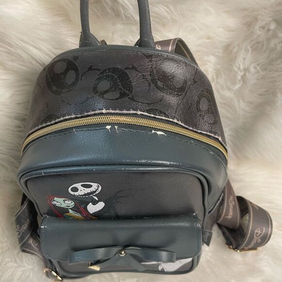 Disney The Nightmare Before Christmas Synthetic GrayMini Backpack — main image 10